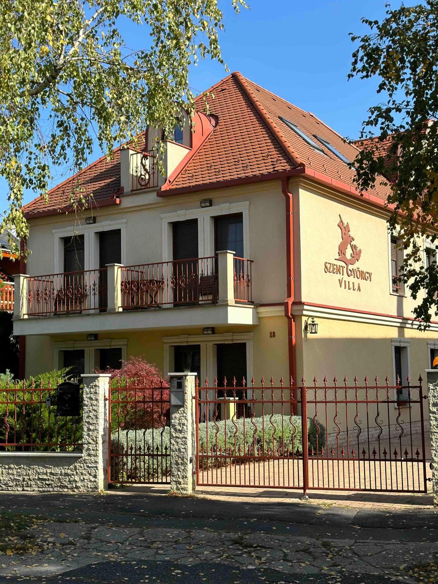 Szent György Villa Apartmanház Heviz Exterior foto