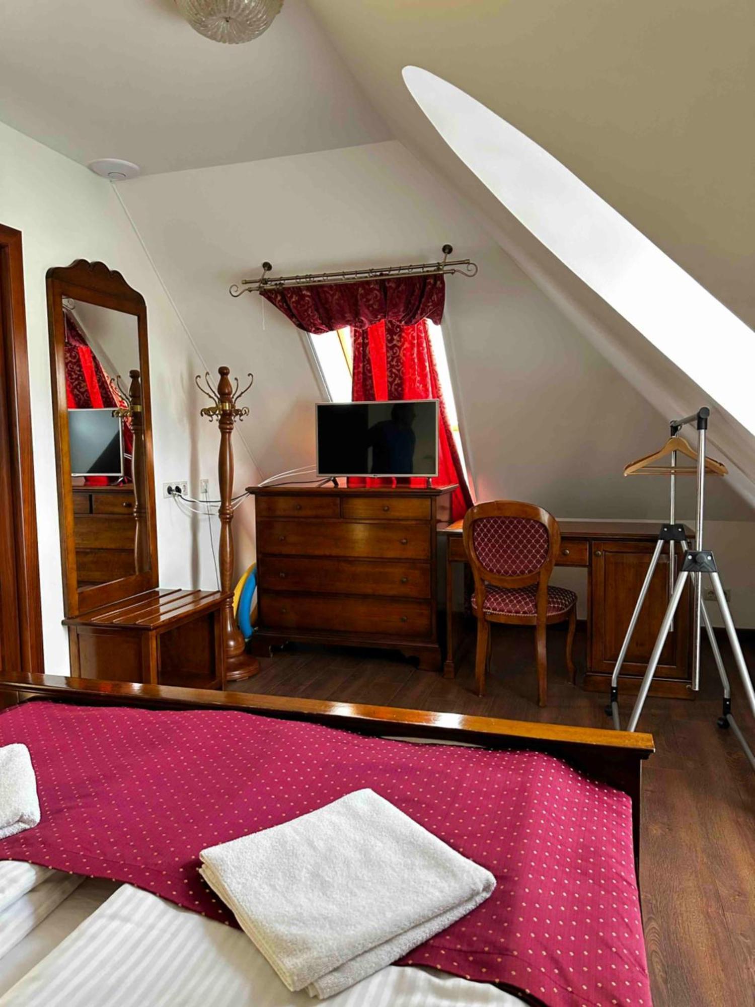 Szent György Villa Apartmanház Heviz Exterior foto