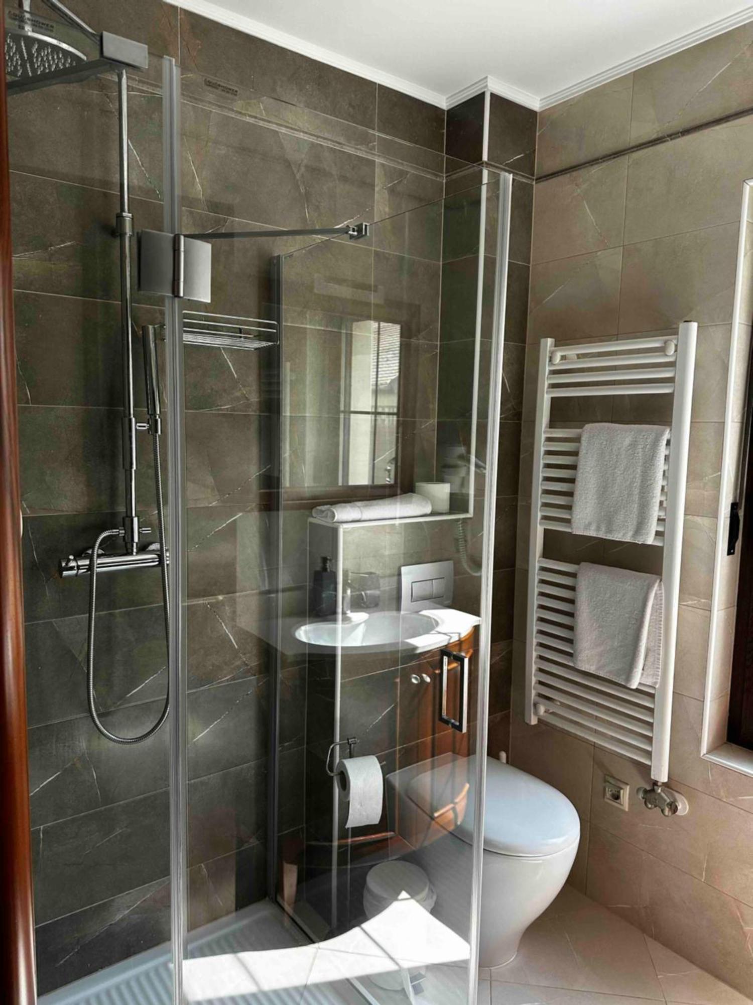 Szent György Villa Apartmanház Heviz Exterior foto