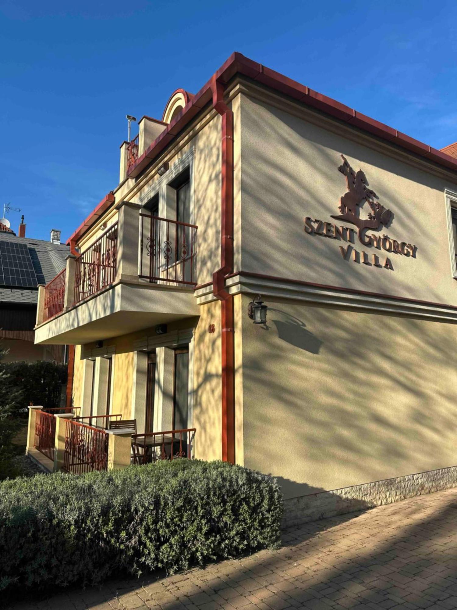 Szent György Villa Apartmanház Heviz Exterior foto